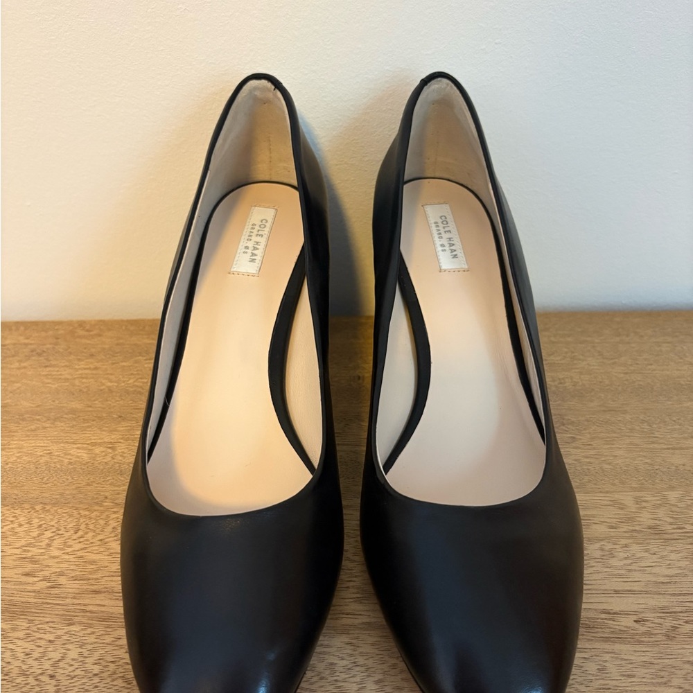 Cole Haan Classic Black Women's Block Heel with Gold Hardware NWOT